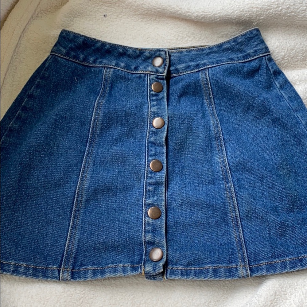Brandy Melville skirt